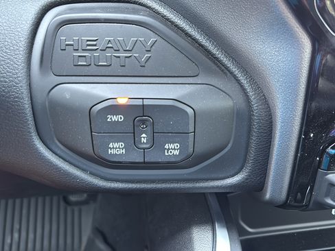 New 2025 RAM 2500 Big Horn AWD/4WD image 27