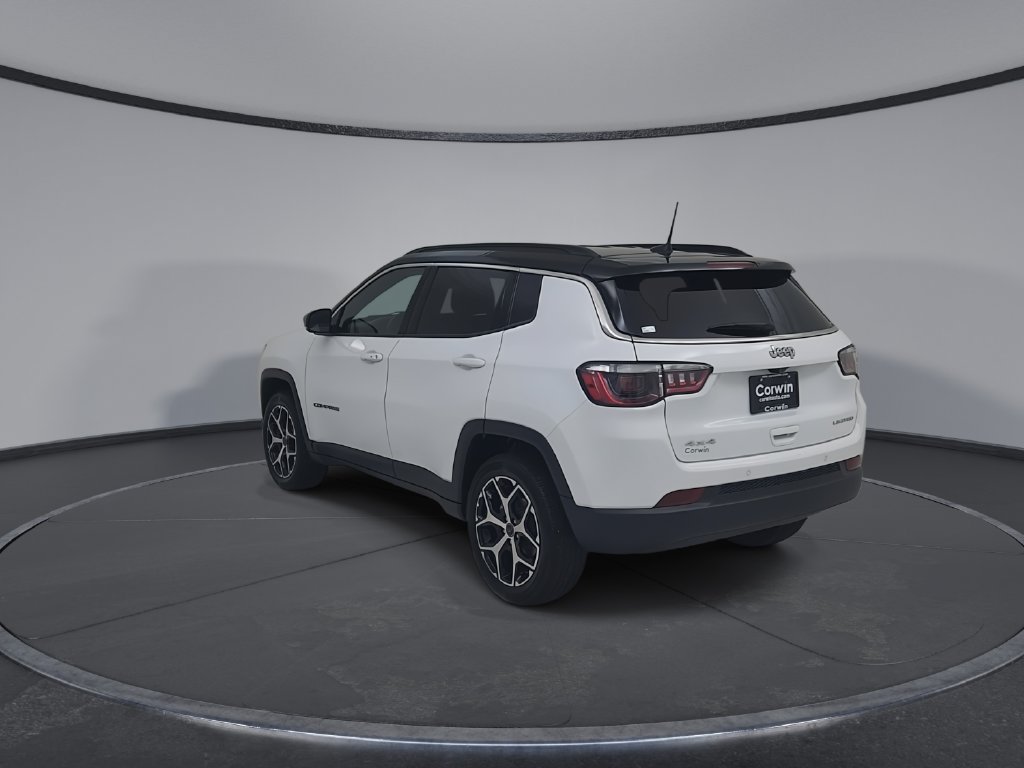 Certified 2025 Jeep Compass Limited AWD/4WD image 12