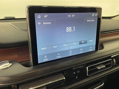 Used 2022 Lincoln Aviator Reserve w/ Equipment Group 201A AWD/4WD image 7