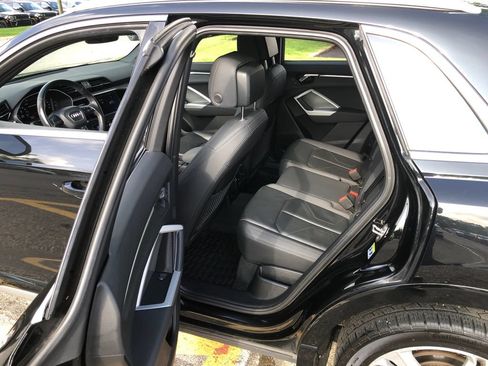 Used 2020 Audi Q3 2.0T Premium AWD/4WD image 25