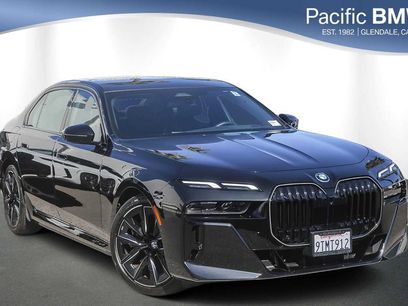 Used 2025 BMW 750e xDrive w/ Premium Package