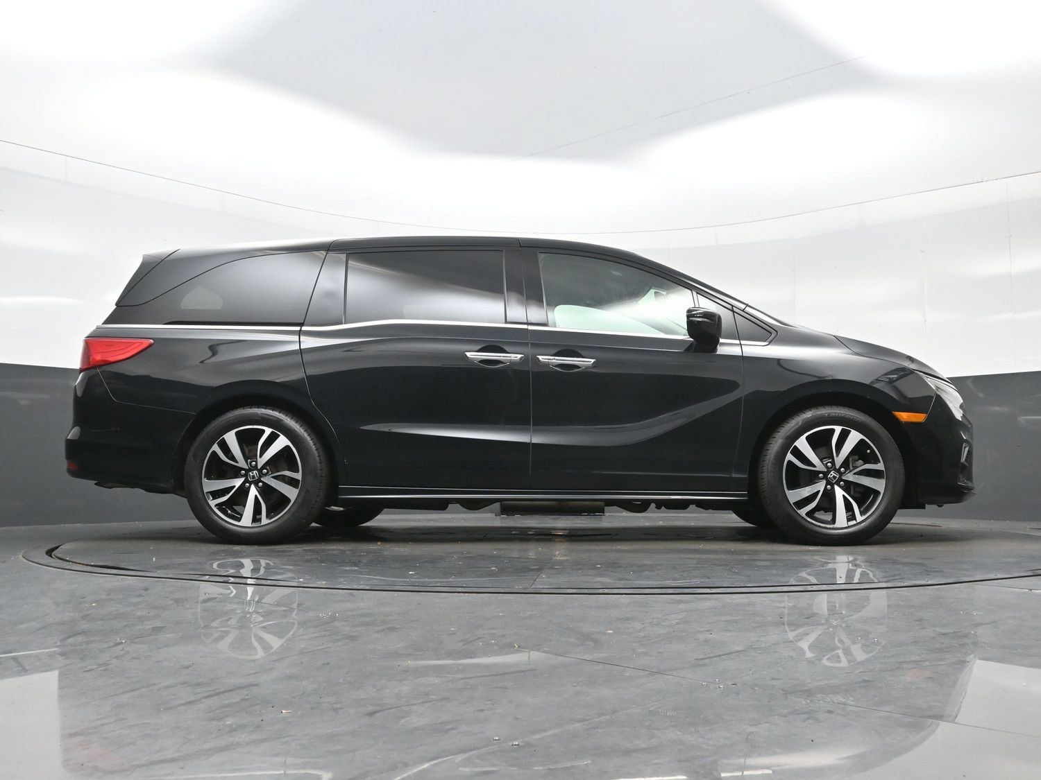 Used 2019 Honda Odyssey Elite image 35