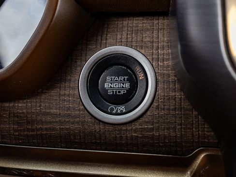 Used 2024 RAM 2500 Limited w/ Safety Group image 23