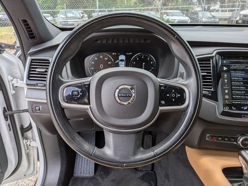 Used 2022 Volvo XC90 T6 Inscription w/ Climate Package AWD/4WD image 13