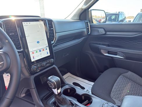 New 2025 Ford Ranger XLT w/ FX4 Off-Road Package image 11