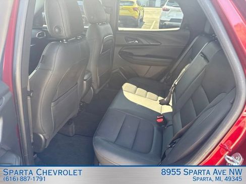 Used 2022 Chevrolet TrailBlazer RS w/ Sun and Liftgate Package AWD/4WD image 24