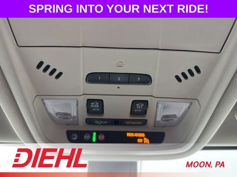 Used 2023 GMC Acadia Denali w/ Denali Ultimate Package image 42