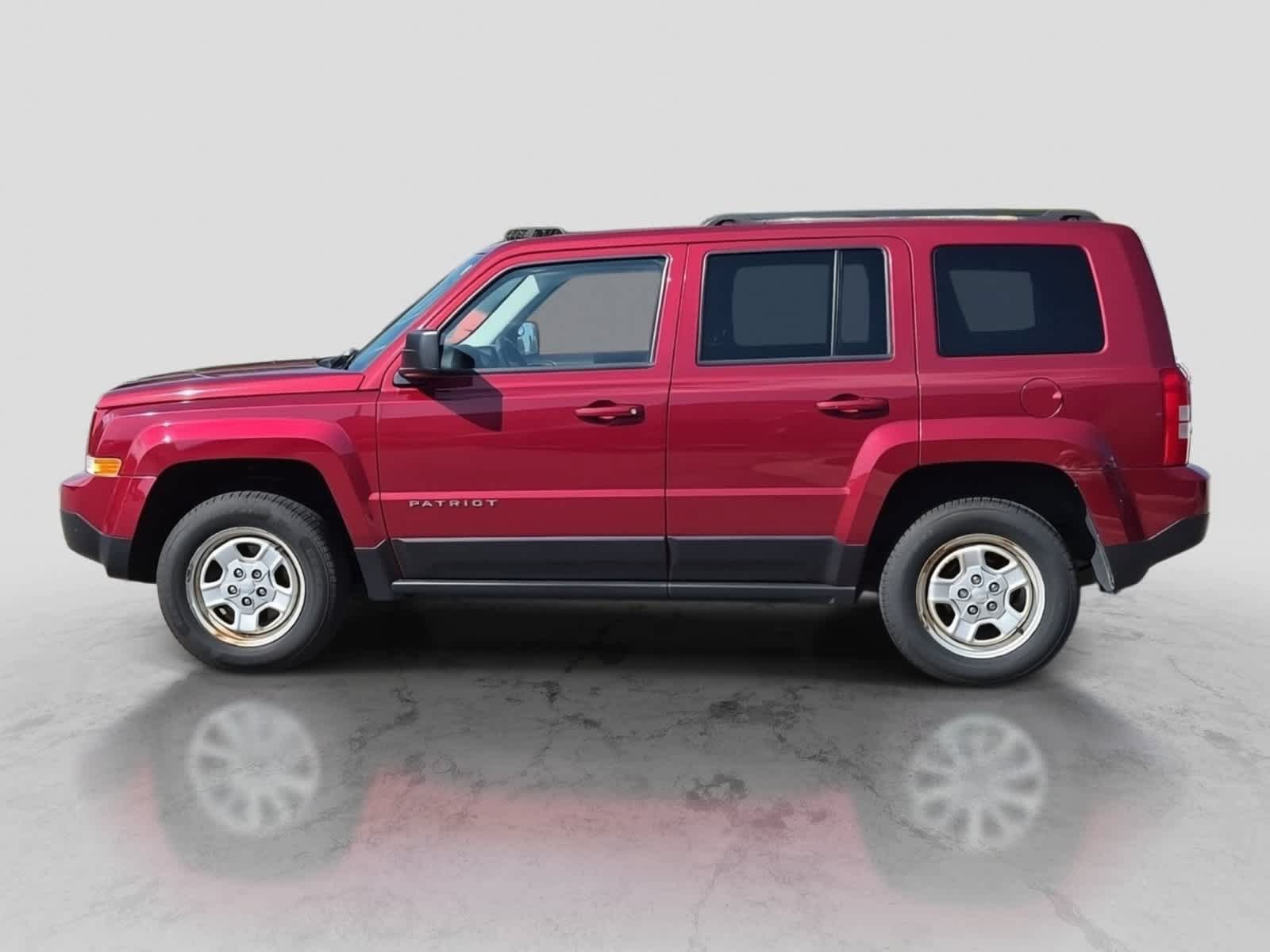 Used 2017 Jeep Patriot Sport w/ Power Value Group AWD/4WD image 5
