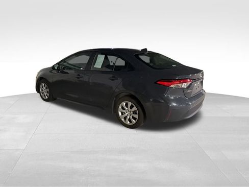 Used 2024 Toyota Corolla LE image 9