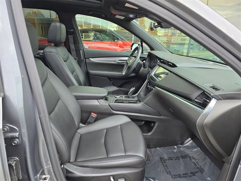 Used 2021 Cadillac XT6 Luxury image 11