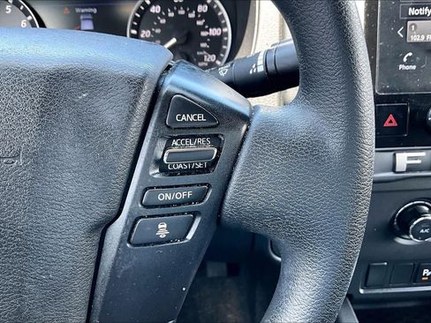 Certified 2025 Nissan Frontier SV RWD image 23