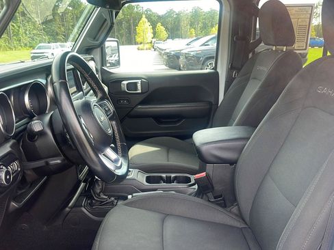 Used 2021 Jeep Wrangler Unlimited Sahara AWD/4WD image 20