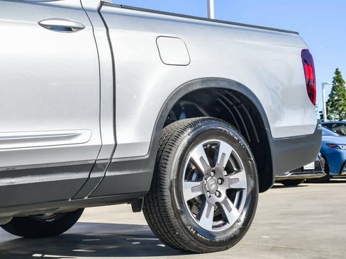 Used 2019 Honda Ridgeline RTL-T image 11