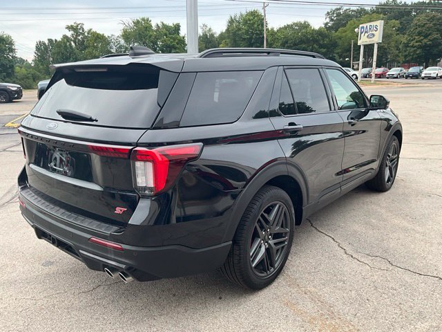 Used 2025 Ford Explorer ST AWD/4WD image 11