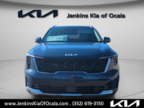 New 2026 Kia EV9 Wind image 8