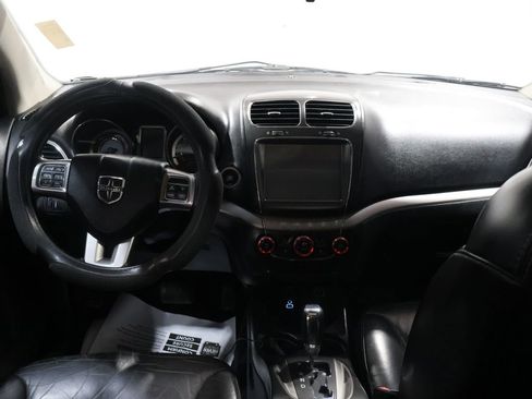 Used 2018 Dodge Journey Crossroad w/ Nav & Sun Group image 18