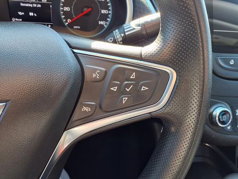 Used 2024 Chevrolet Malibu LT image 16