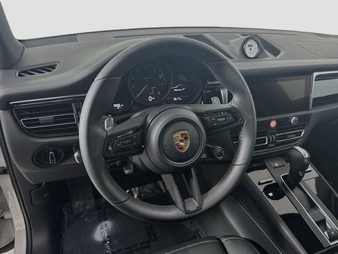 New 2026 Porsche Macan Turbo AWD/4WD image 12