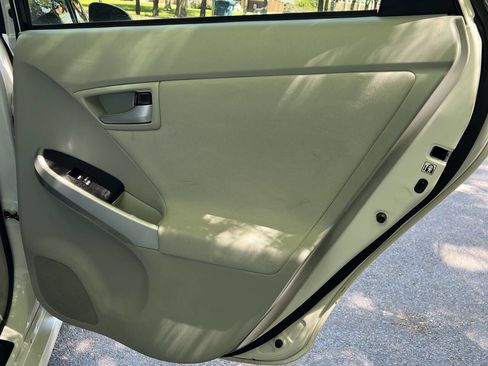 Used 2015 Toyota Prius Three w/ Solar Roof Package FWD image 23