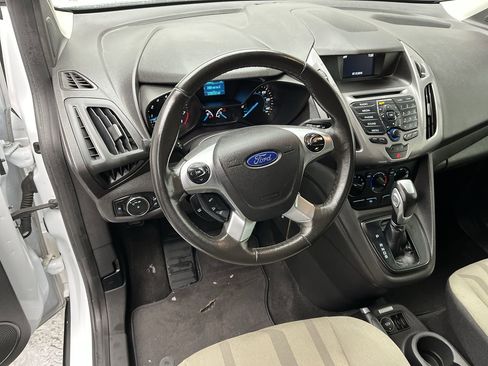 Used 2017 Ford Transit Connect XLT image 10
