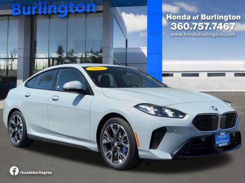 Used 2025 BMW 228i xDrive w/ M Sport Package AWD/4WD image 8
