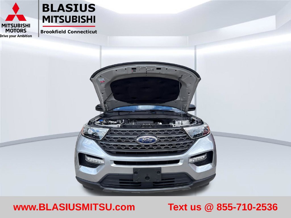 Used 2023 Ford Explorer XLT w/ Equipment Group 202A AWD/4WD image 68