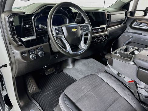 Certified 2025 Chevrolet Silverado 2500 LT w/ Safety Package AWD/4WD image 7