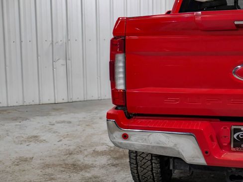 Used 2018 Ford F250 Lariat w/ Lariat Ultimate Package image 51