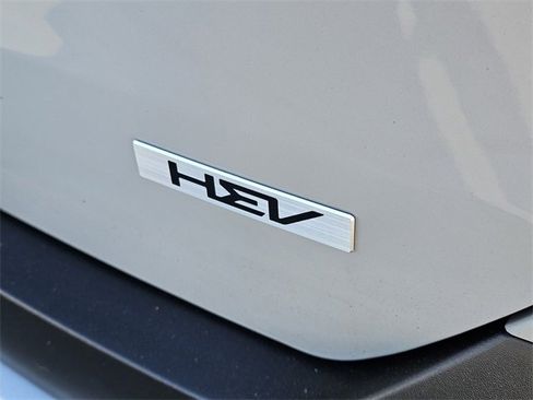 Used 2025 Kia Carnival EX image 14