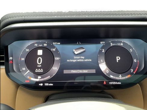 Used 2025 Land Rover Range Rover Sport SE AWD/4WD image 38