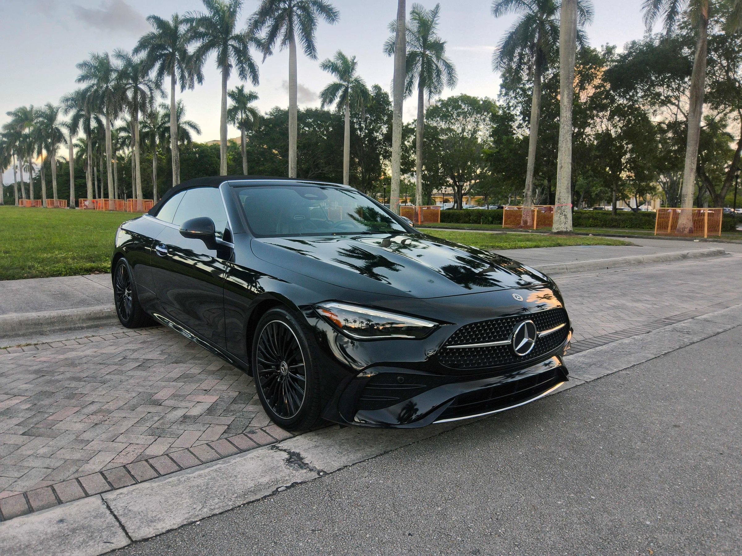 Used 2025 Mercedes-Benz CLE 300 4MATIC Cabriolet image 33