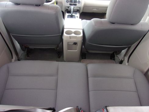 Used 2009 Ford Escape 4WD Hybrid image 23