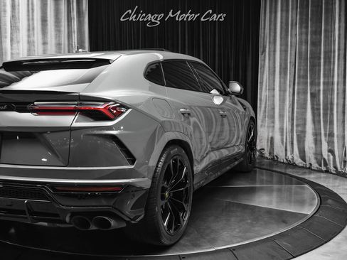 Used 2021 Lamborghini Urus AWD/4WD image 46