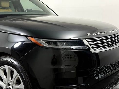 New 2026 Land Rover Range Rover Sport SE AWD/4WD image 16