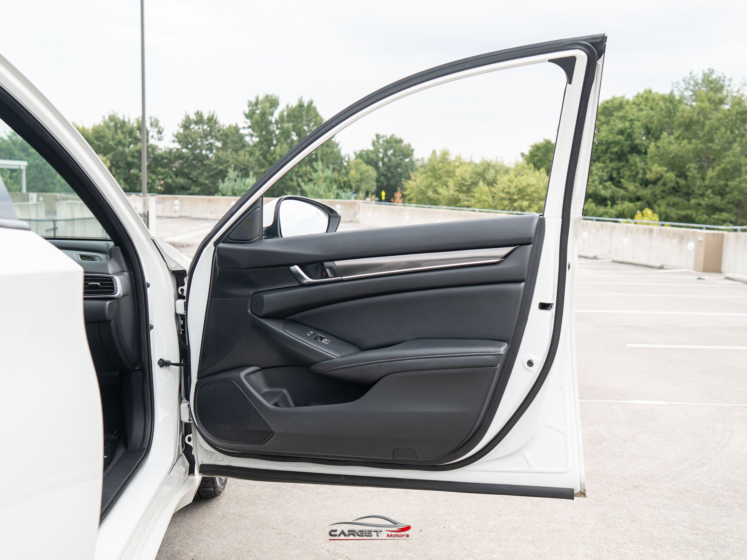 Used 2020 Honda Accord Sport image 38