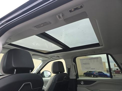 New 2026 Lincoln Navigator L Reserve AWD/4WD image 20