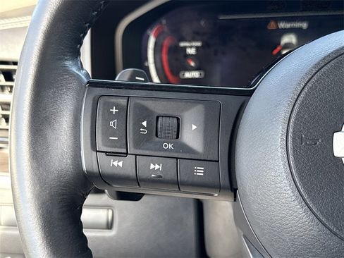 Certified 2021 Nissan Rogue Platinum image 39