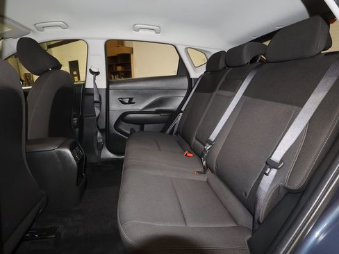 Used 2025 Hyundai Kona SEL image 23