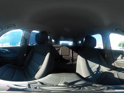 Used 2024 GMC Terrain SLE image 41