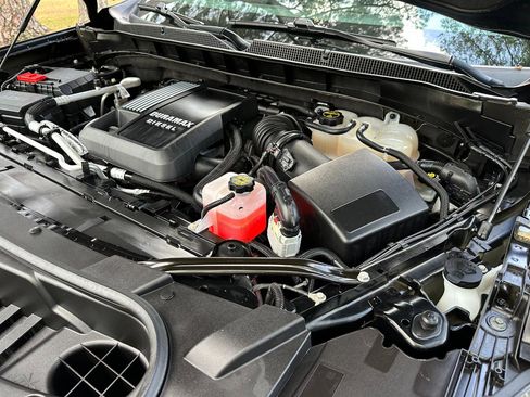 Used 2025 Chevrolet Tahoe Z71 w/ Comfort Package image 62