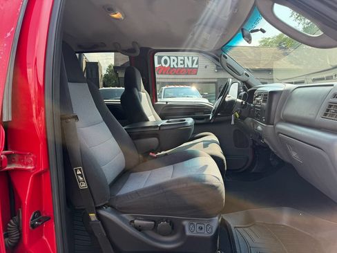 Used 2003 Ford F250 XLT AWD/4WD image 10