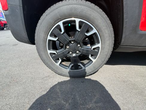 Used 2023 Jeep Renegade Trailhawk AWD/4WD image 6