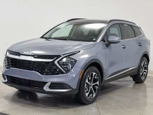 Used 2025 Kia Sportage EX w/ Premium Package image 8