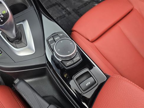 Used 2016 BMW 228i Convertible image 23