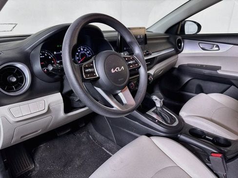 Certified 2023 Kia Forte LXS FWD image 9