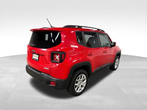 Used 2017 Jeep Renegade Latitude AWD/4WD image 10