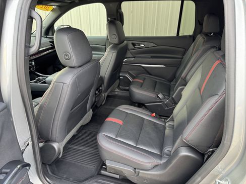 Used 2024 Chevrolet Traverse RS w/ LPO, Floor Liner Package image 30