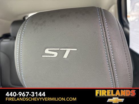 Certified 2025 Buick Encore GX Sport Touring image 24