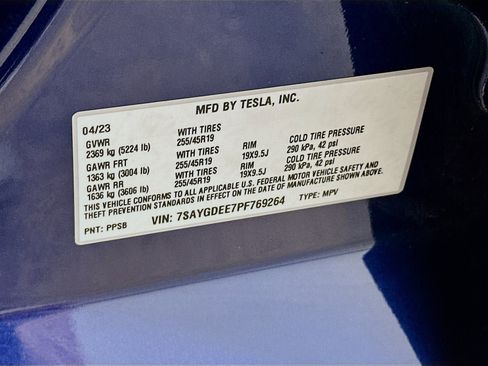 Used 2023 Tesla Model Y Long Range AWD/4WD image 12