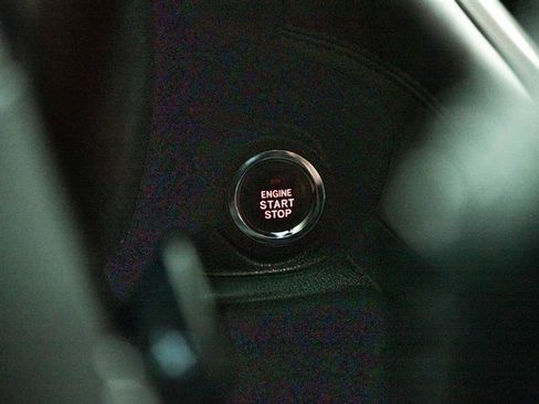 Used 2024 Subaru Outback Premium image 20